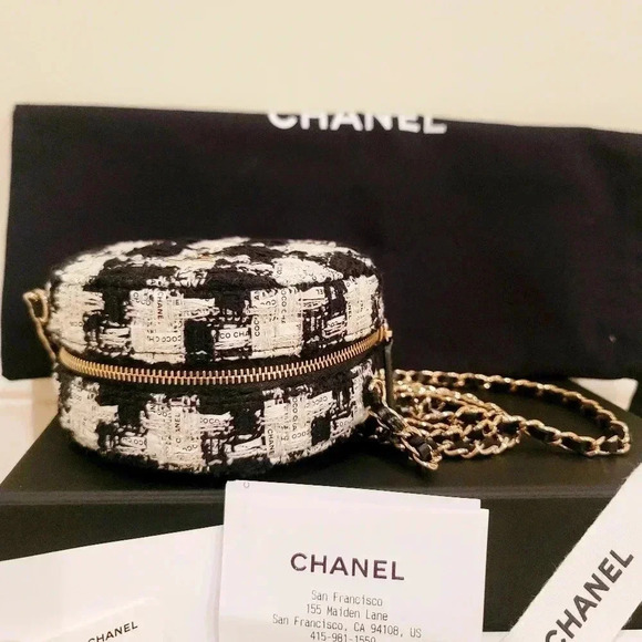 Chanel Ribbon Tweed Round Clutch with Chain - Picture 2 of 12